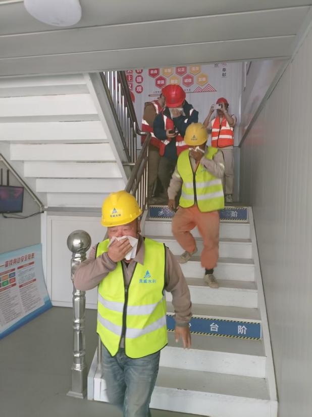 图片5.jpg 图片5.jpg