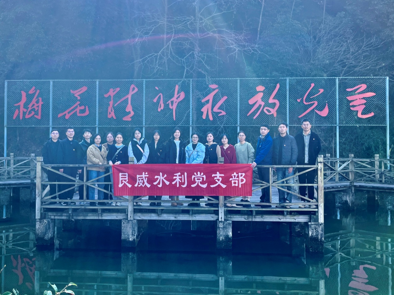 图片2.jpg 图片2.jpg